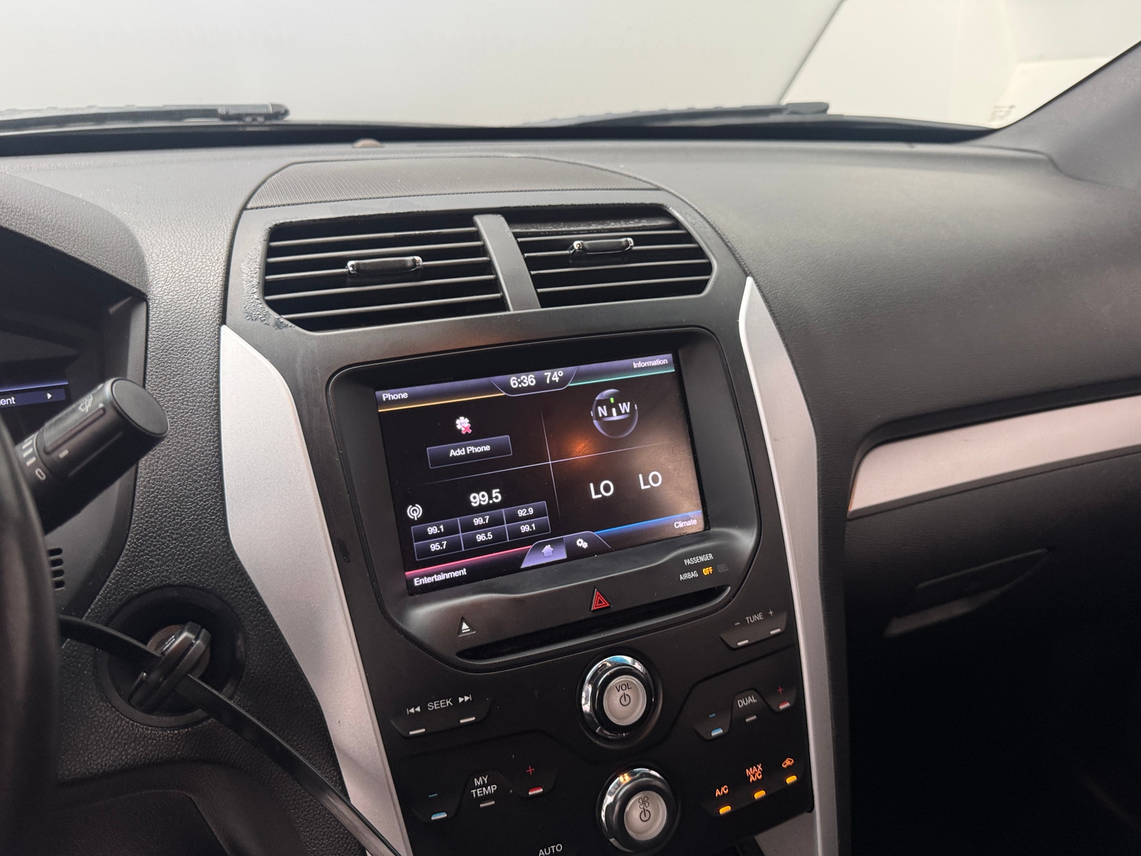 Thumbnail: 2013 Ford Explorer - 4