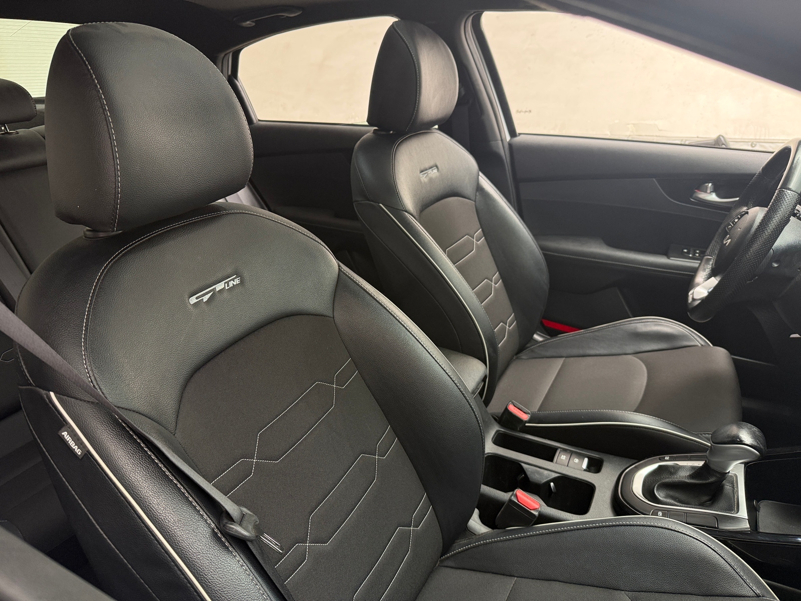 Thumbnail: 2023 Kia Forte - 2