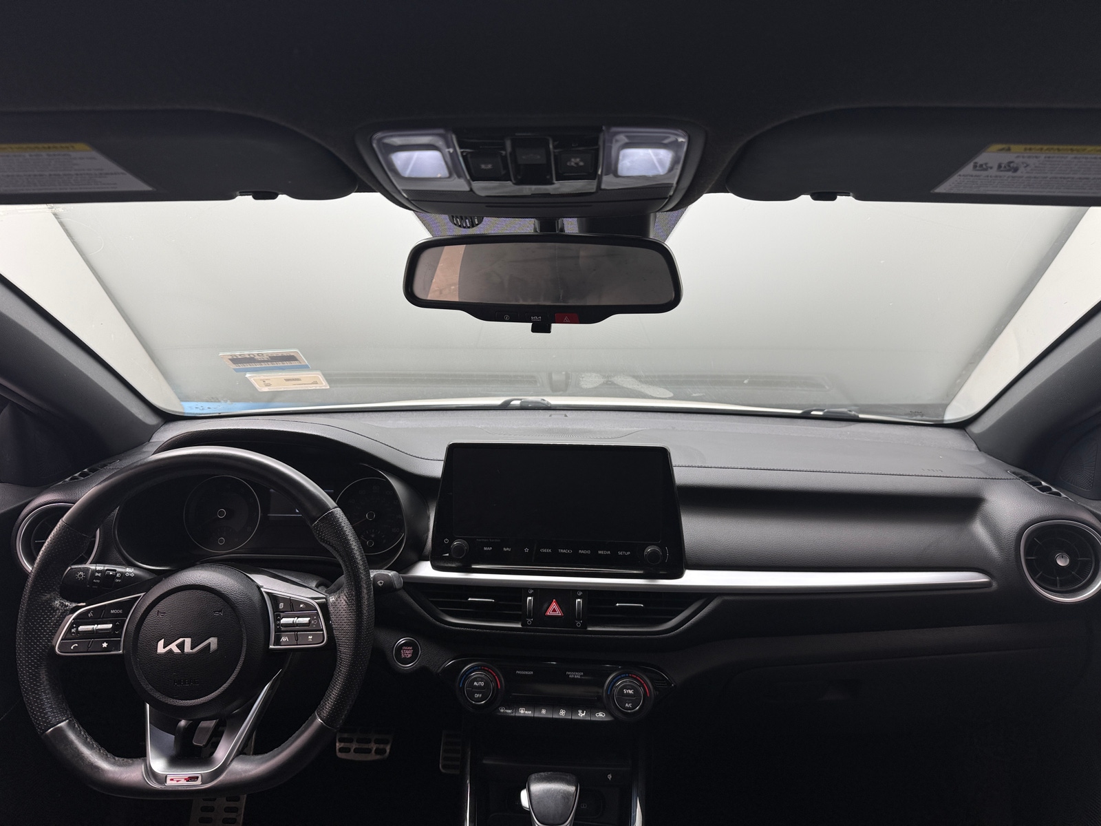 Thumbnail: 2023 Kia Forte - 3