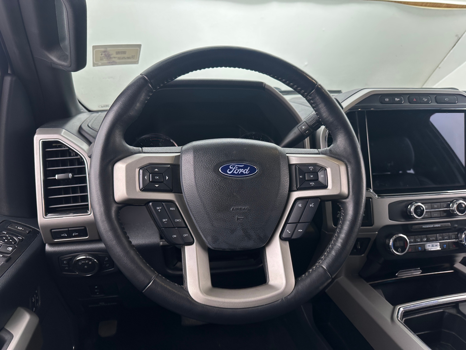 Thumbnail: 2022 Ford Econoline - 4