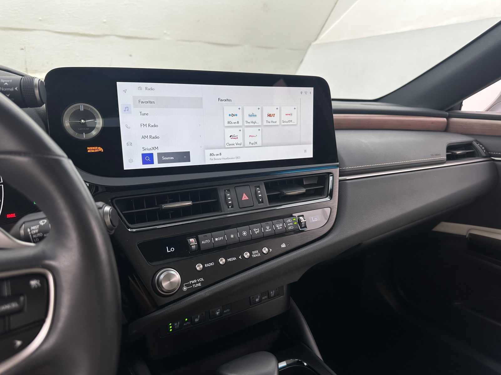 Thumbnail: 2024 Lexus ES - 3
