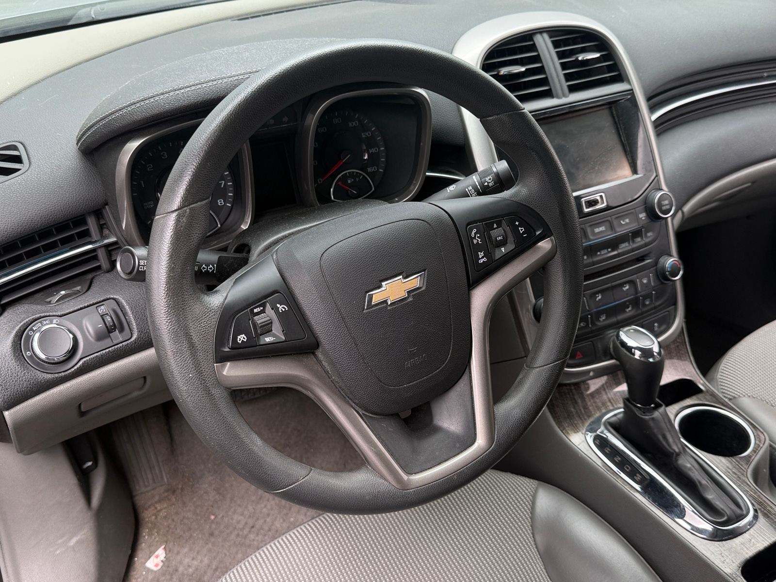 Thumbnail: 2014 Chevrolet Malibu - 5