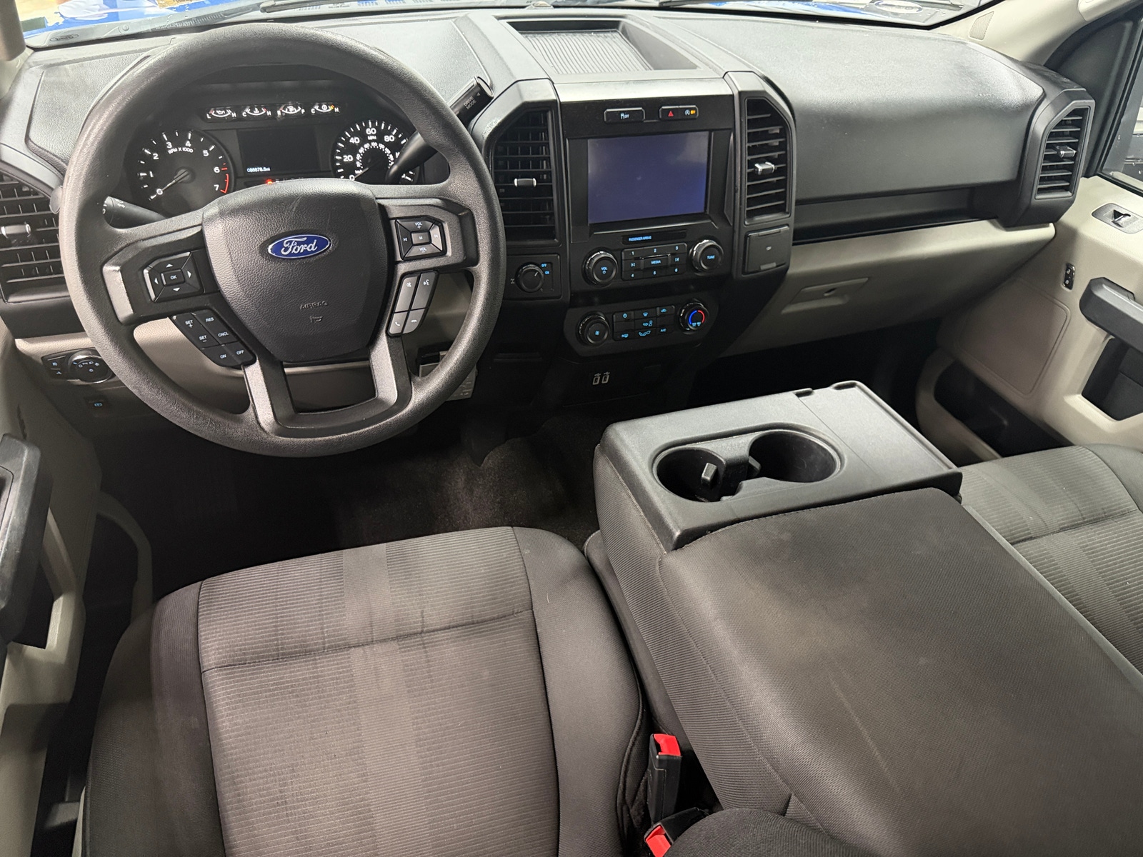 Thumbnail: 2020 Ford Econoline - 3