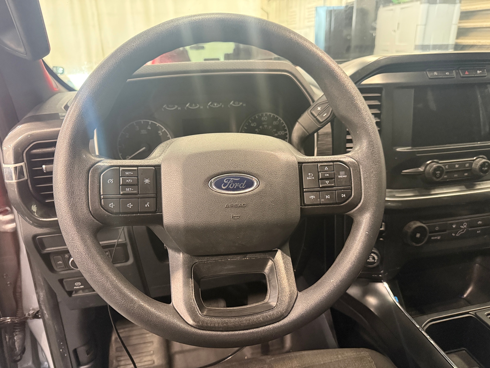 Thumbnail: 2022 Ford Econoline - 5