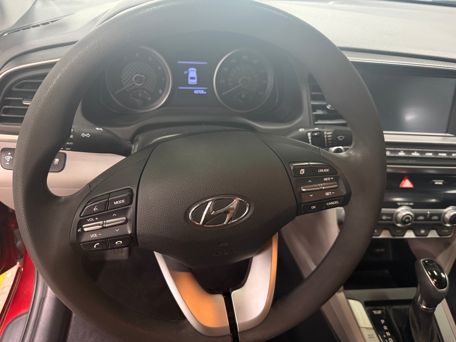 Thumbnail: 2020 Hyundai Elantra - 5