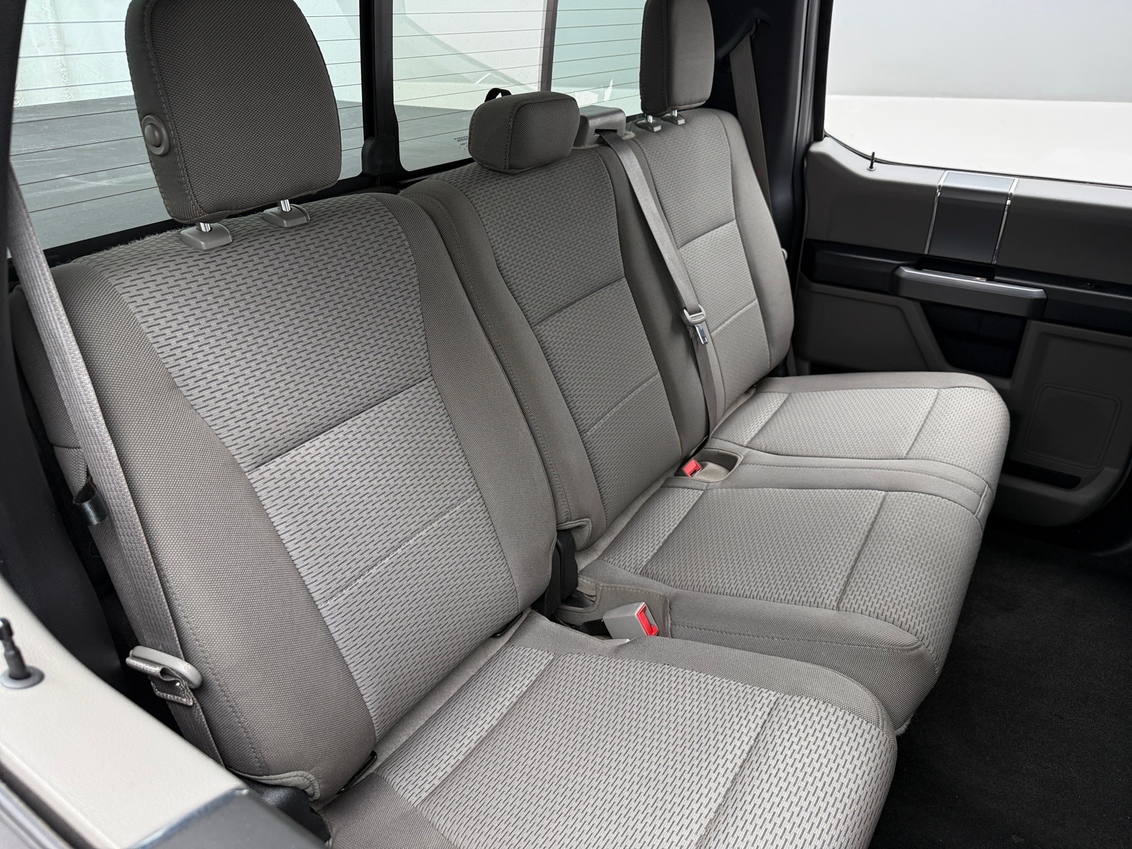 Thumbnail: 2018 Ford Econoline - 6