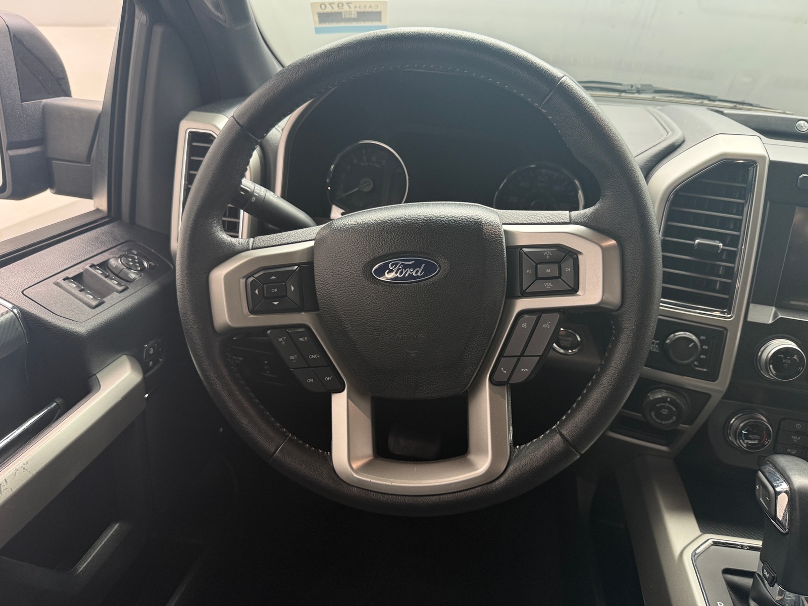 Thumbnail: 2020 Ford Econoline - 4