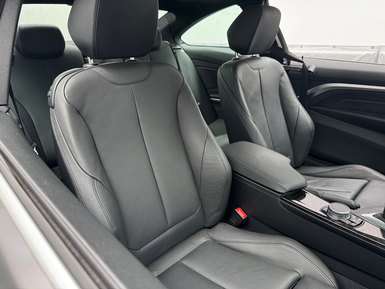 Thumbnail: 2016 BMW 4 Series - 2