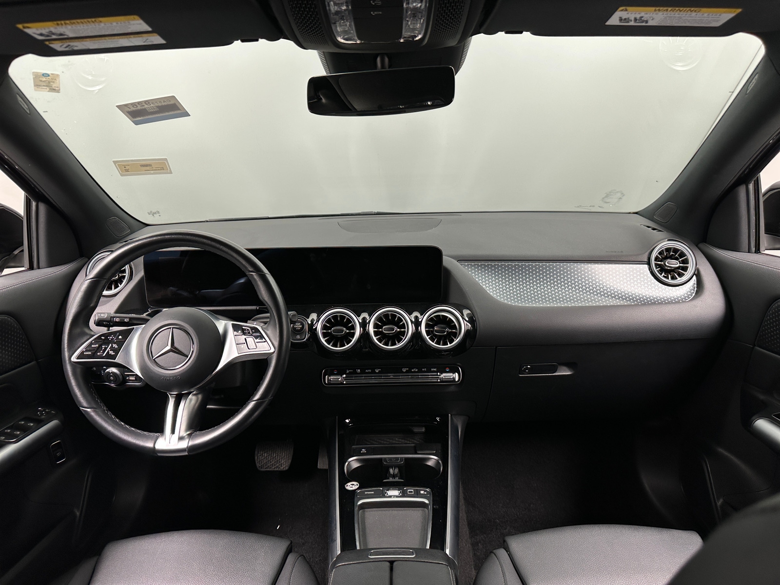 Thumbnail: 2025 Mercedes-Benz GLA - 3