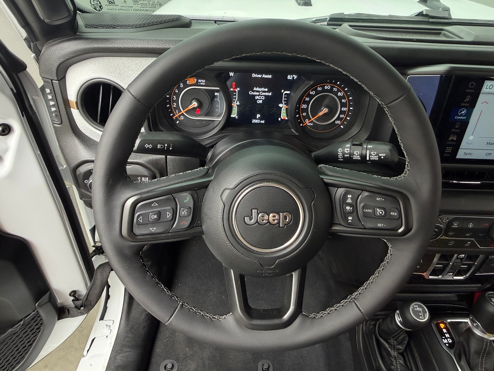 Thumbnail: 2026 Jeep Wrangler - 5