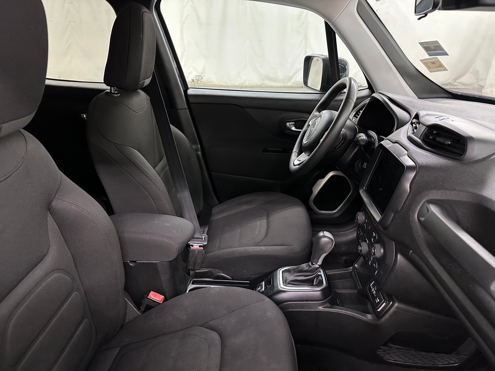 Thumbnail: 2018 Jeep Renegade - 2