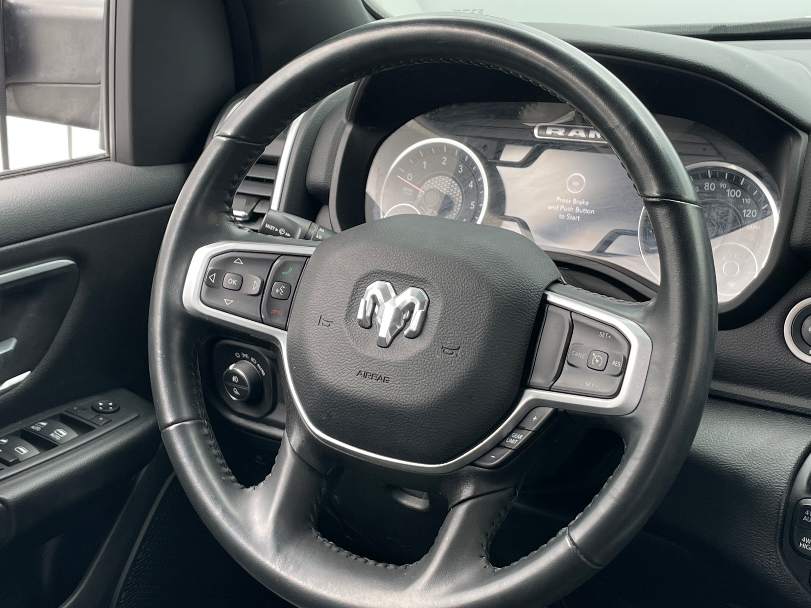 Thumbnail: 2022 RAM 1500 - 5