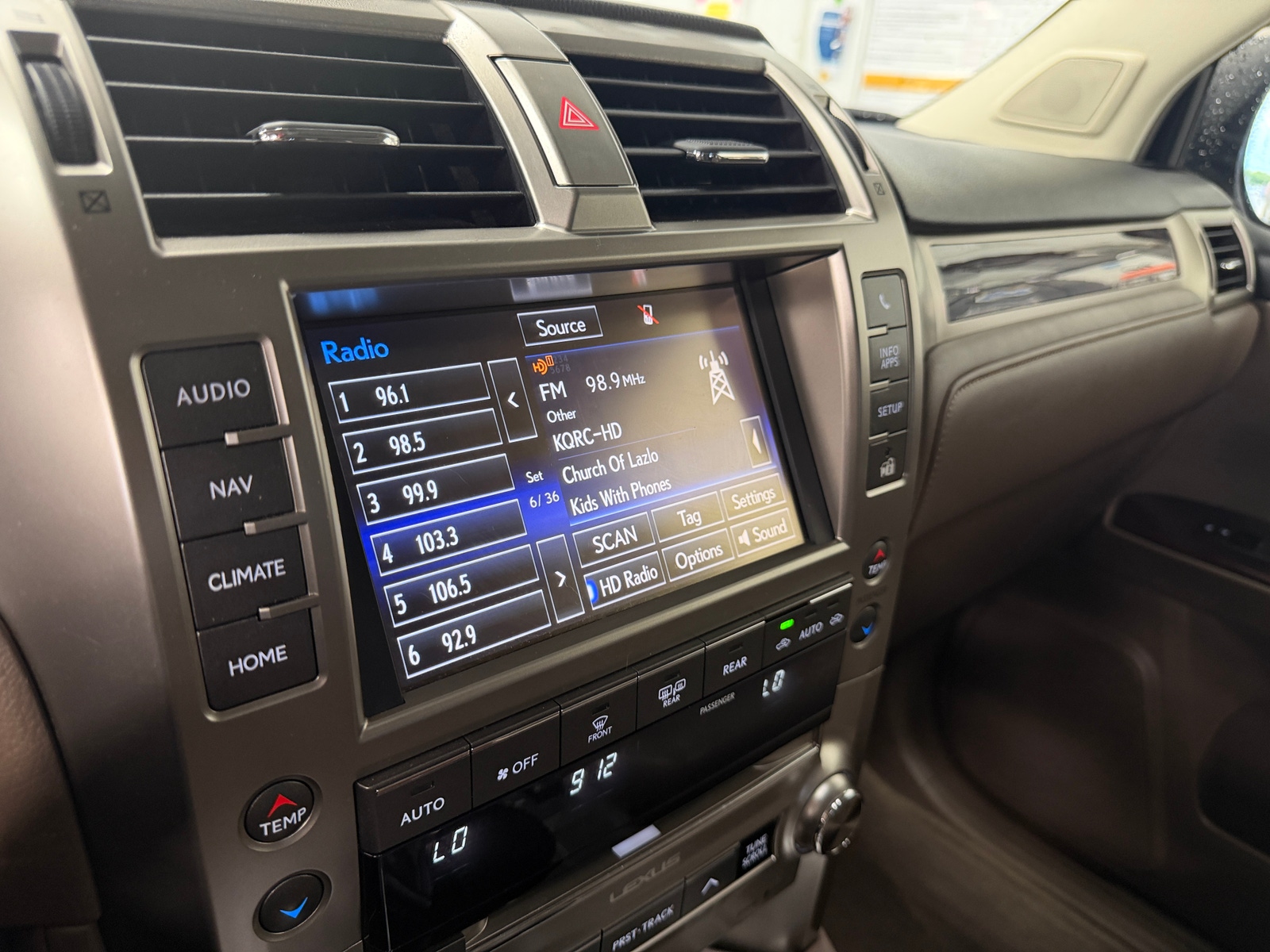 Thumbnail: 2017 Lexus GX - 3