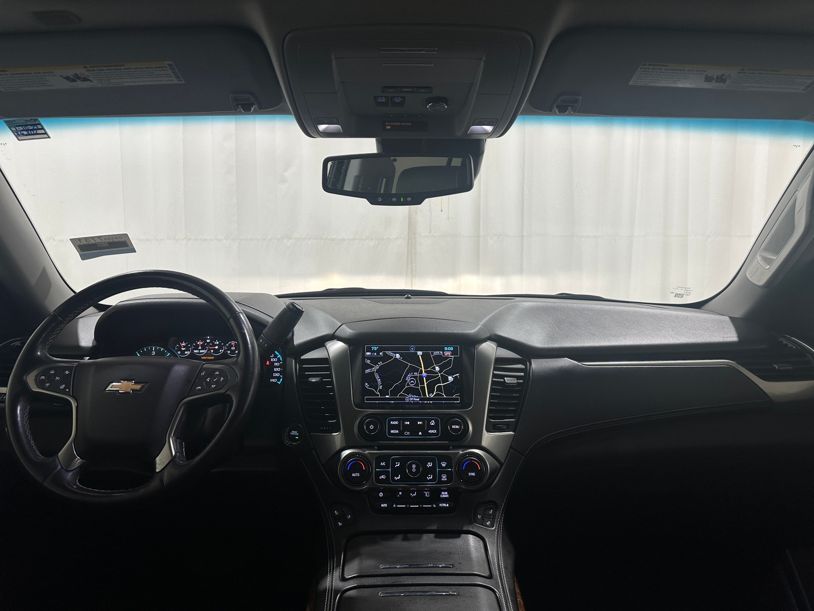 Thumbnail: 2019 Chevrolet Tahoe - 2