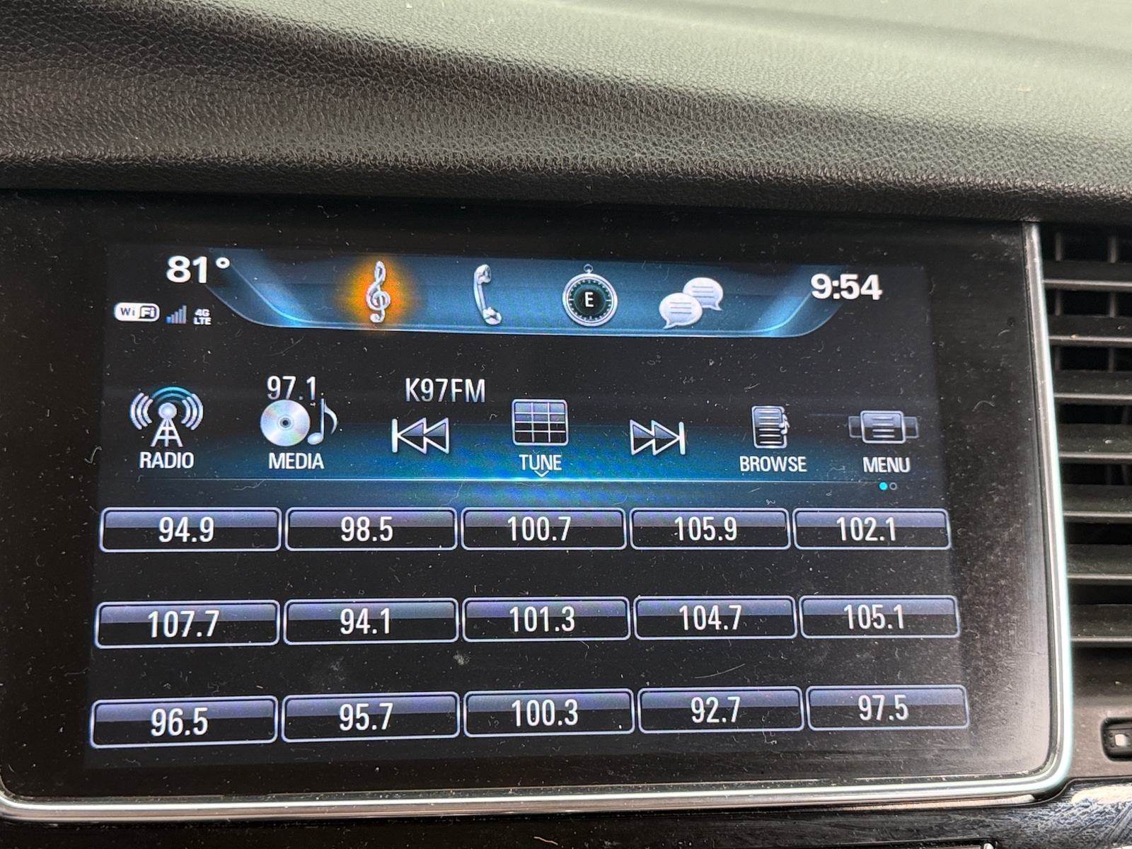 Thumbnail: 2018 Buick Encore - 4