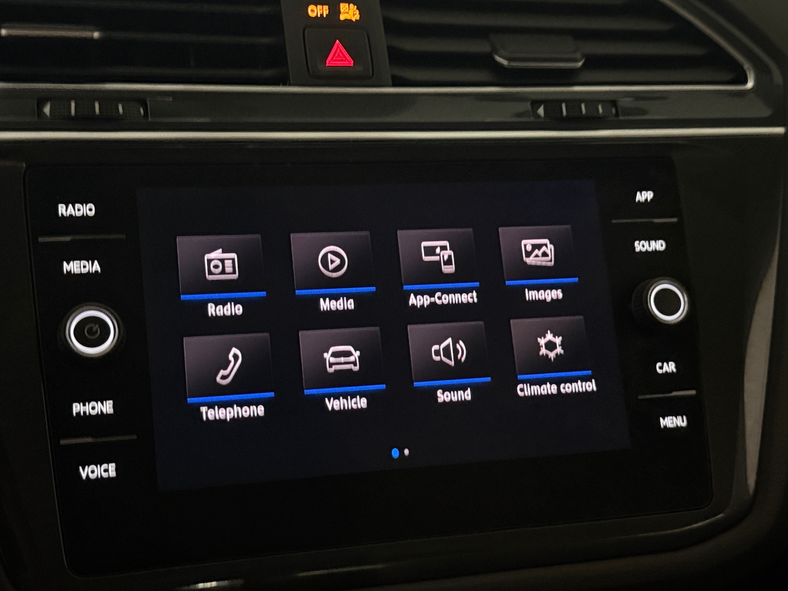 Thumbnail: 2020 Volkswagen Tiguan - 3
