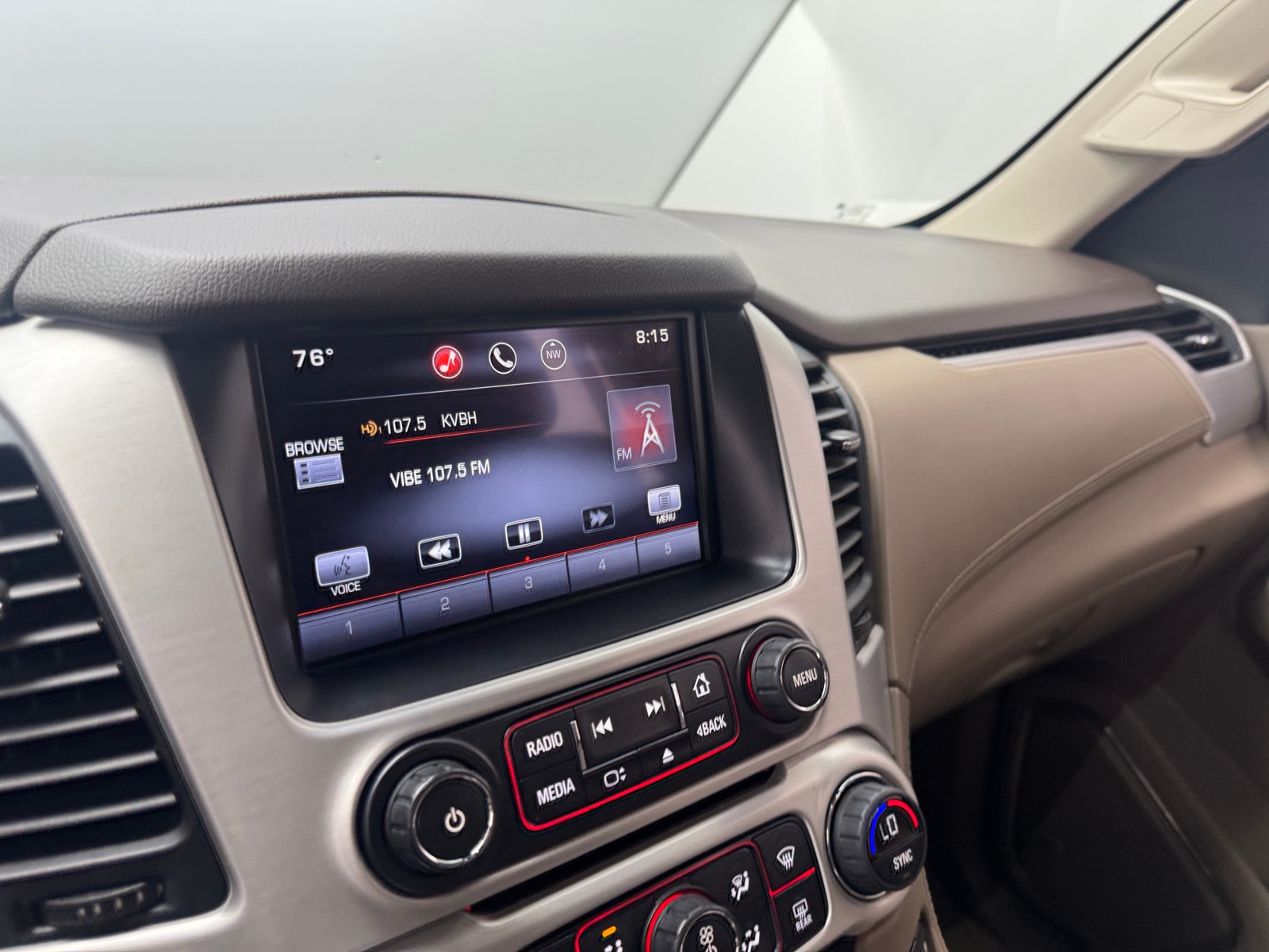 Thumbnail: 2015 GMC Yukon - 3
