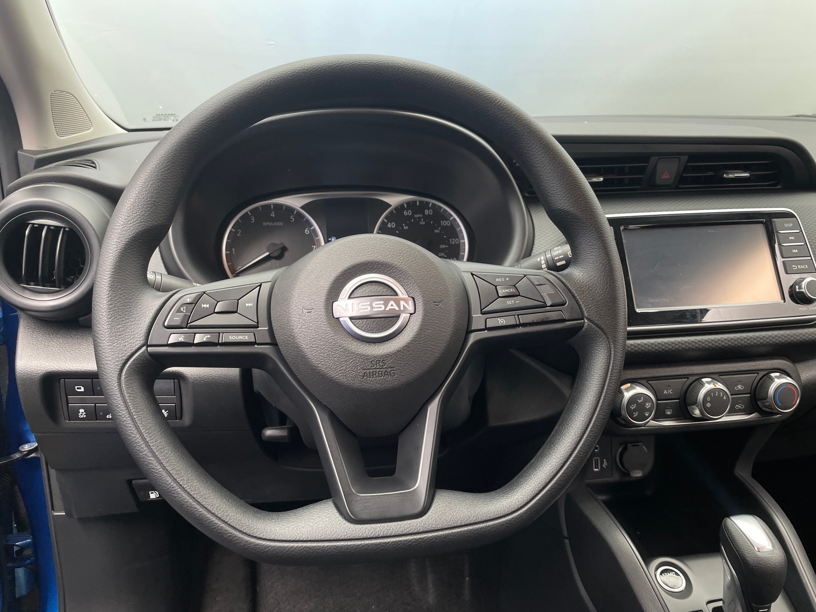 Thumbnail: 2025 Nissan Kicks - 5