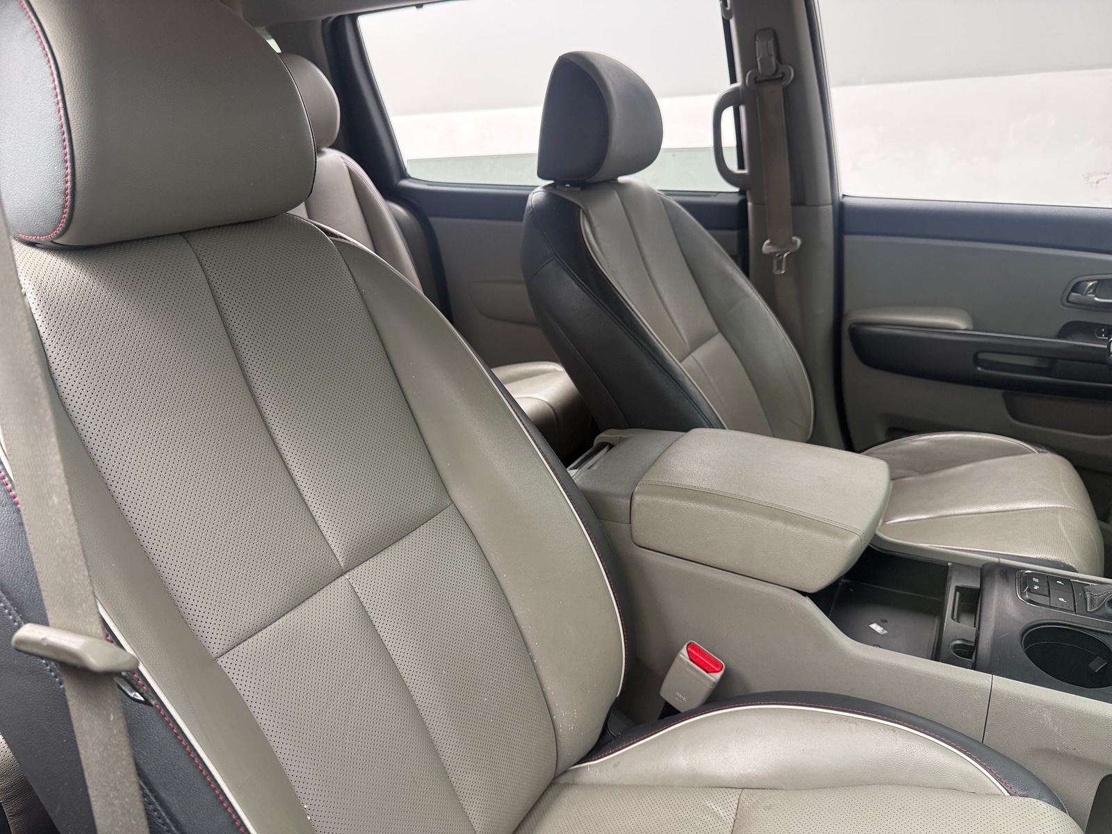Thumbnail: 2017 Kia Sedona - 2