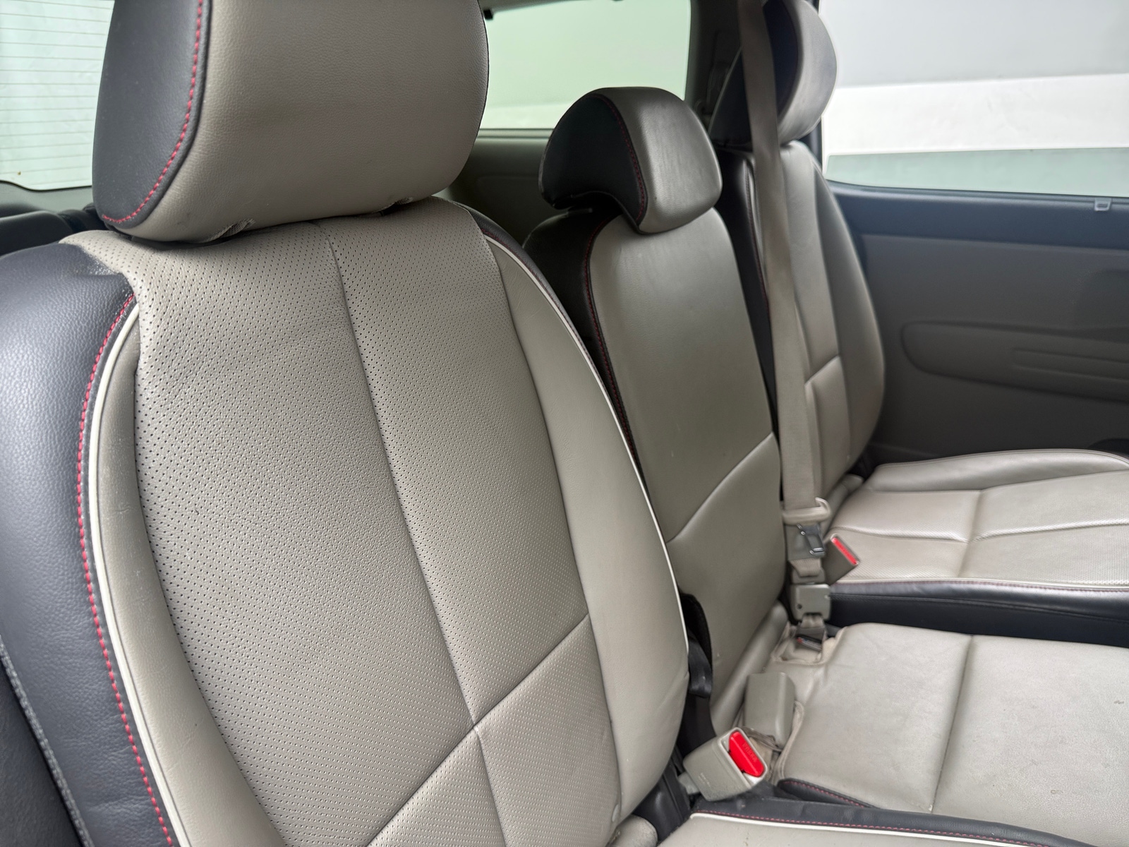Thumbnail: 2017 Kia Sedona - 6