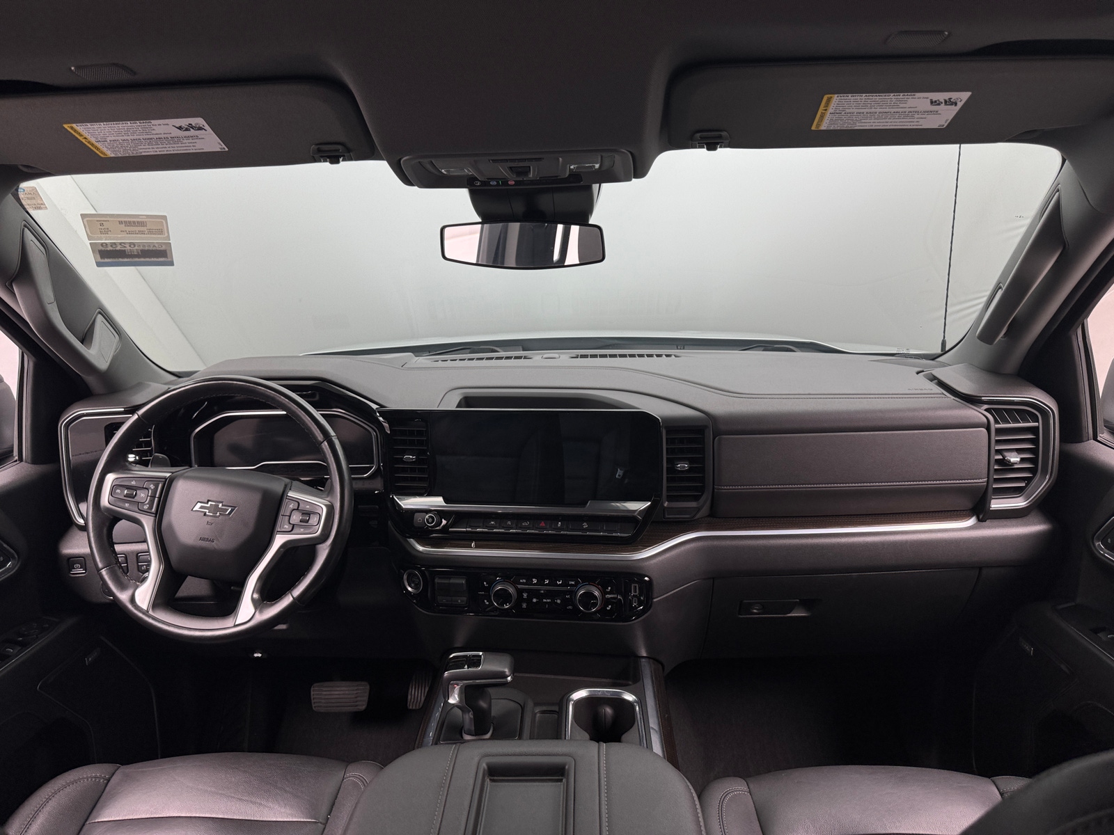 Thumbnail: 2022 Chevrolet Silverado 1500 - 3
