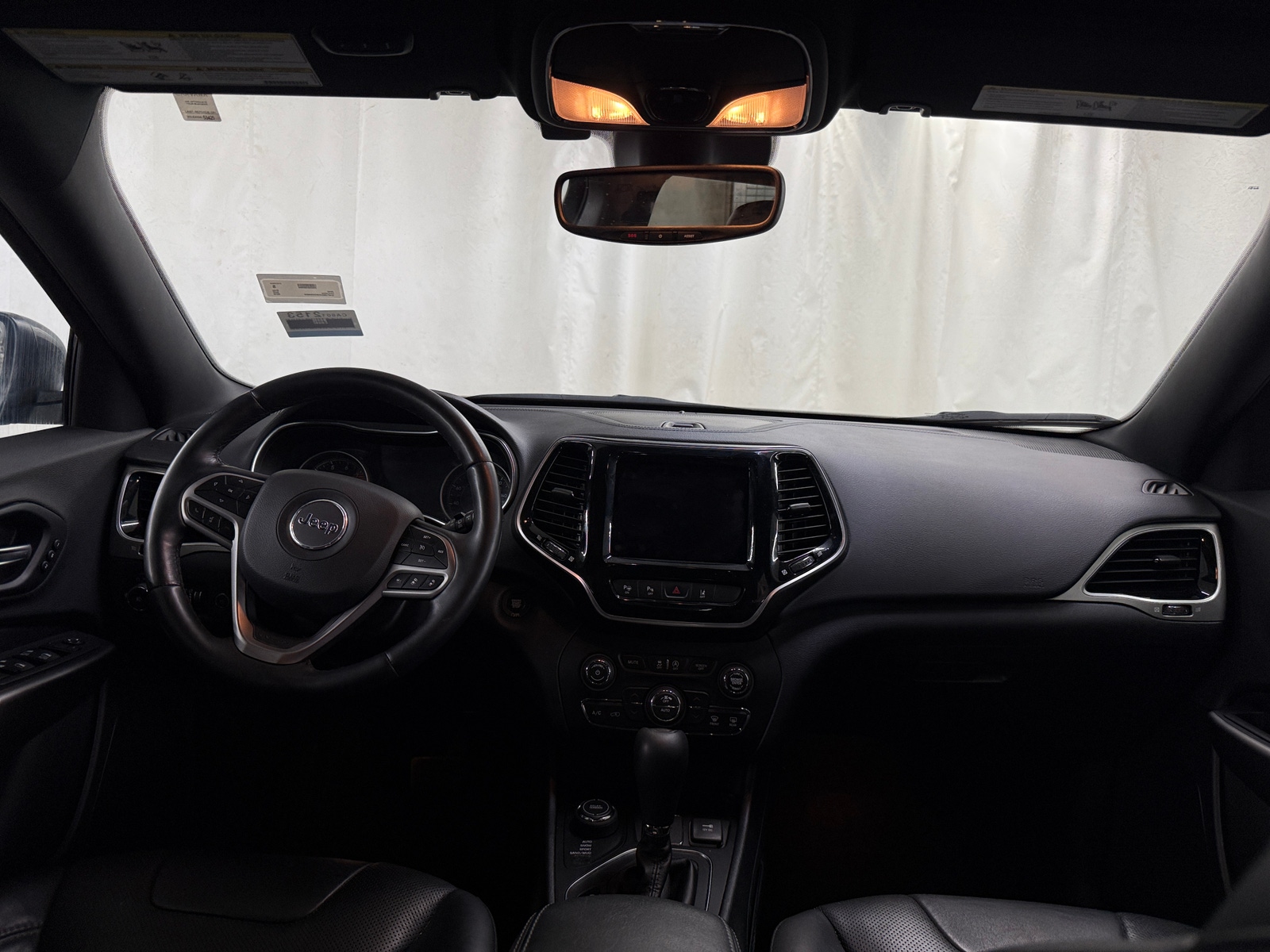 Thumbnail: 2019 Jeep Cherokee - 2
