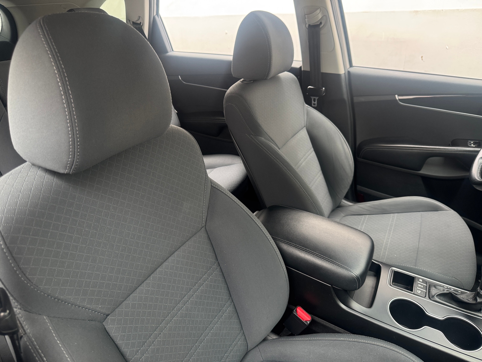 Thumbnail: 2019 Kia Sorento - 2