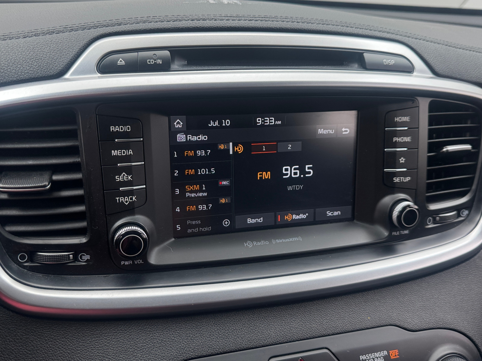 Thumbnail: 2019 Kia Sorento - 4
