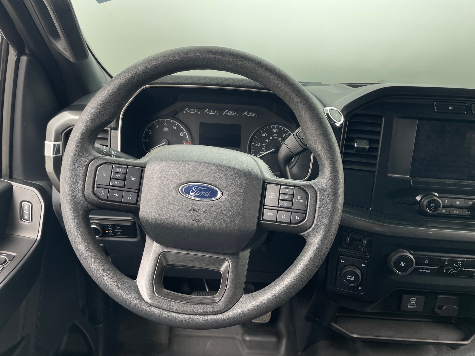 Thumbnail: 2023 Ford Econoline - 5