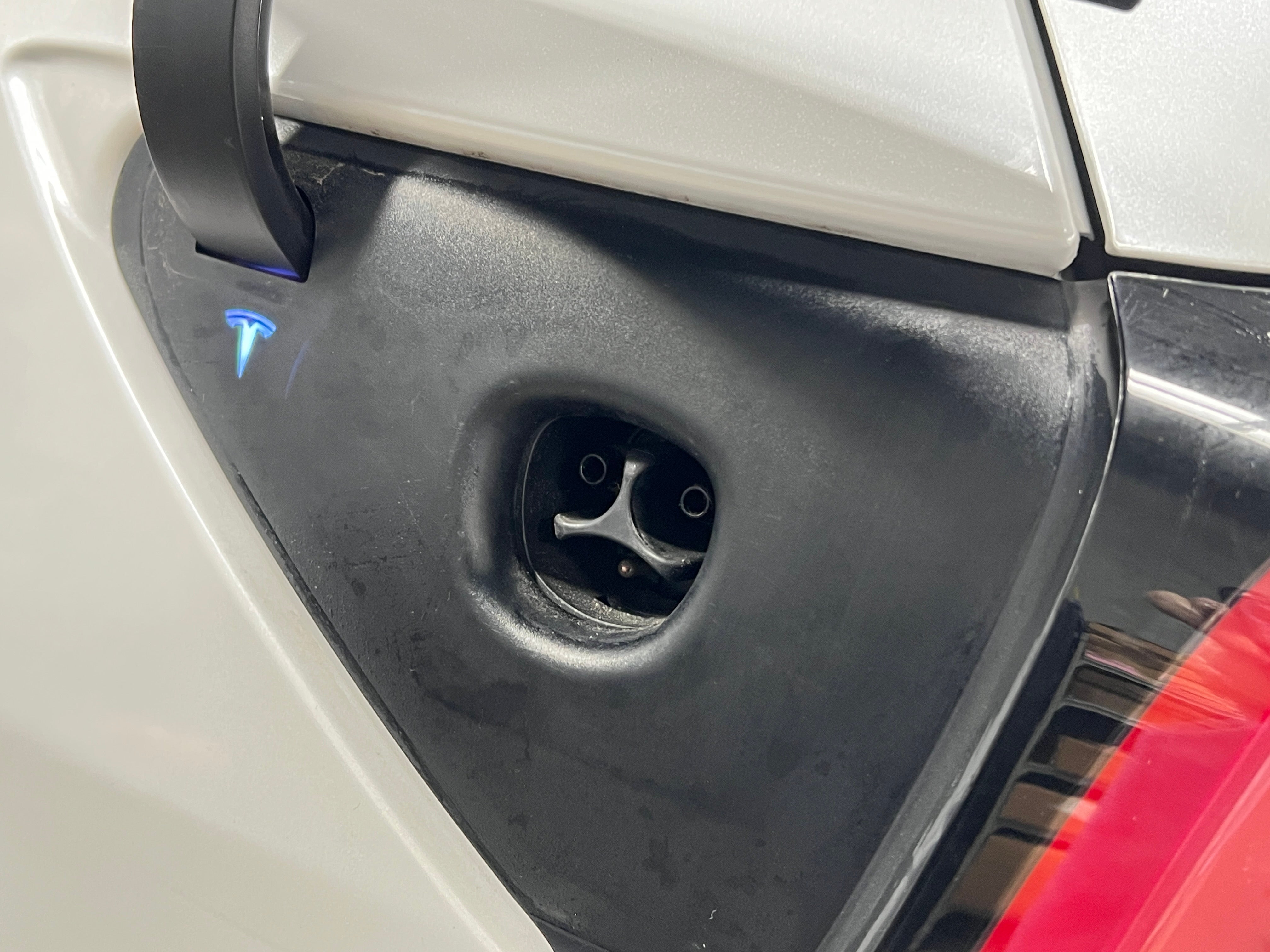 Used 2023 Tesla Model Y Long Range with VIN 7SAYGDEE9PA082459 for sale in Auburn, WA