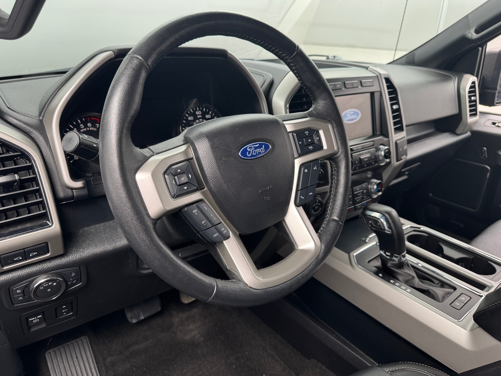 Thumbnail: 2020 Ford Econoline - 4