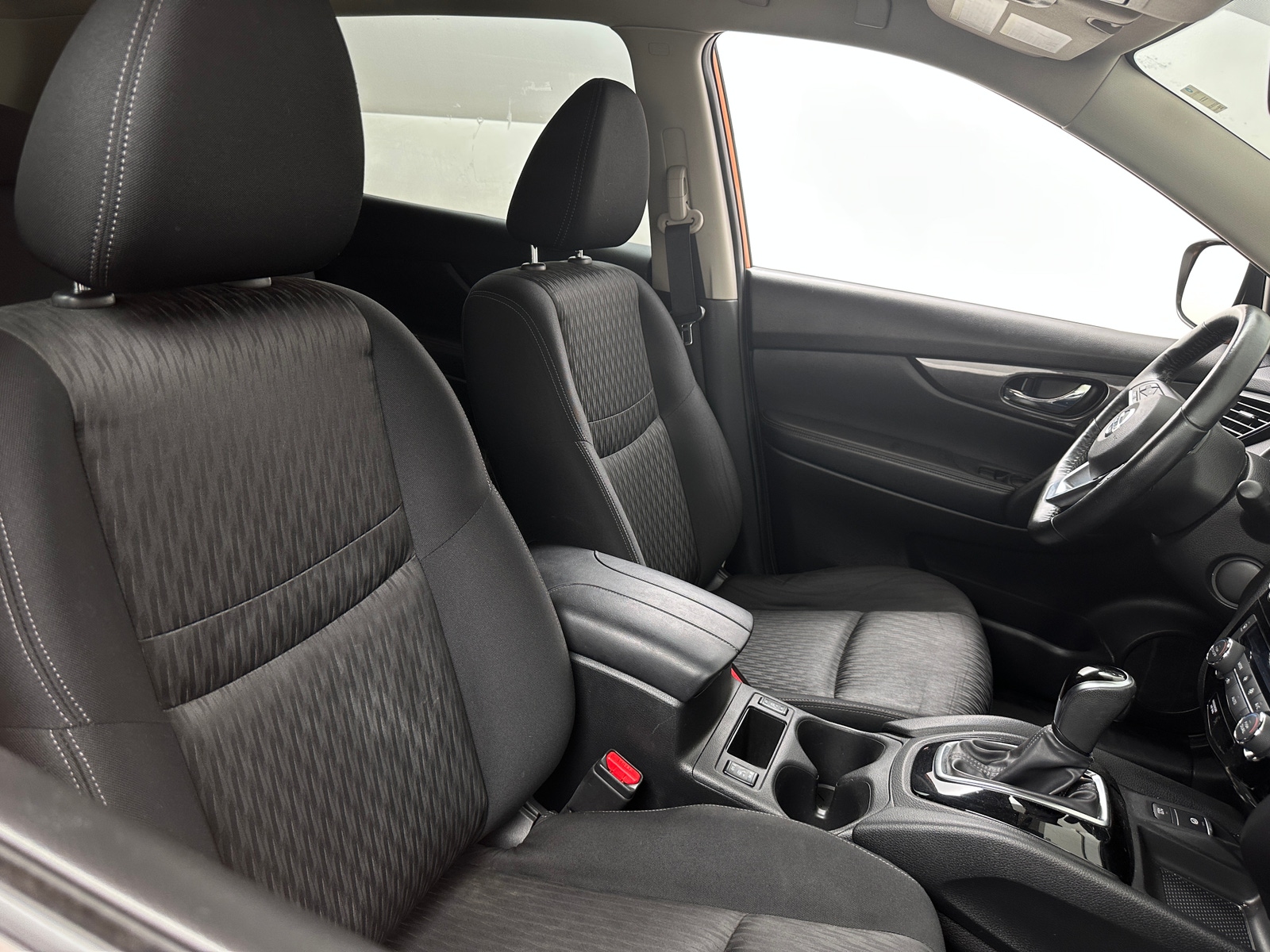 Thumbnail: 2019 Nissan Rogue - 2