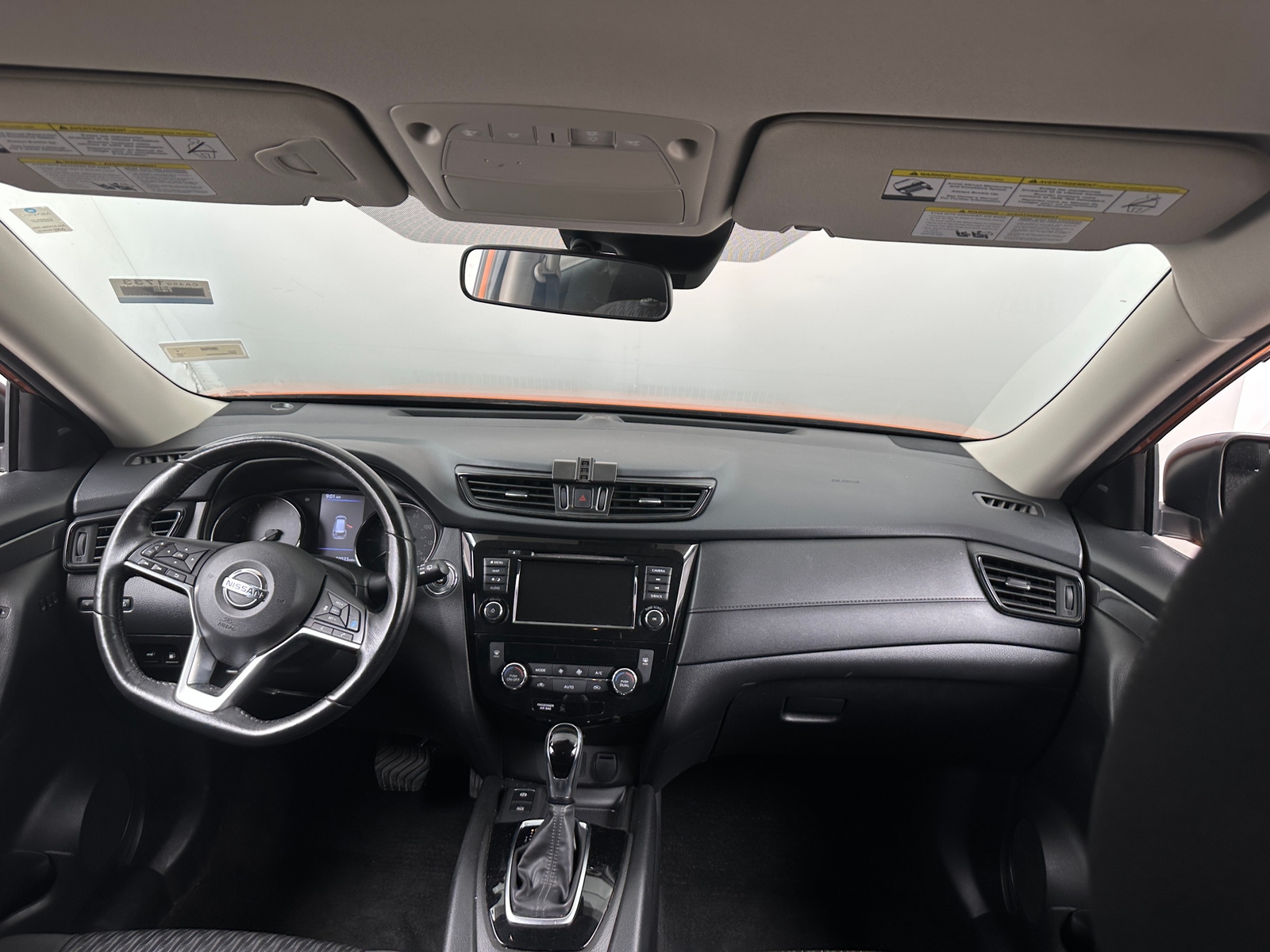 Thumbnail: 2019 Nissan Rogue - 3