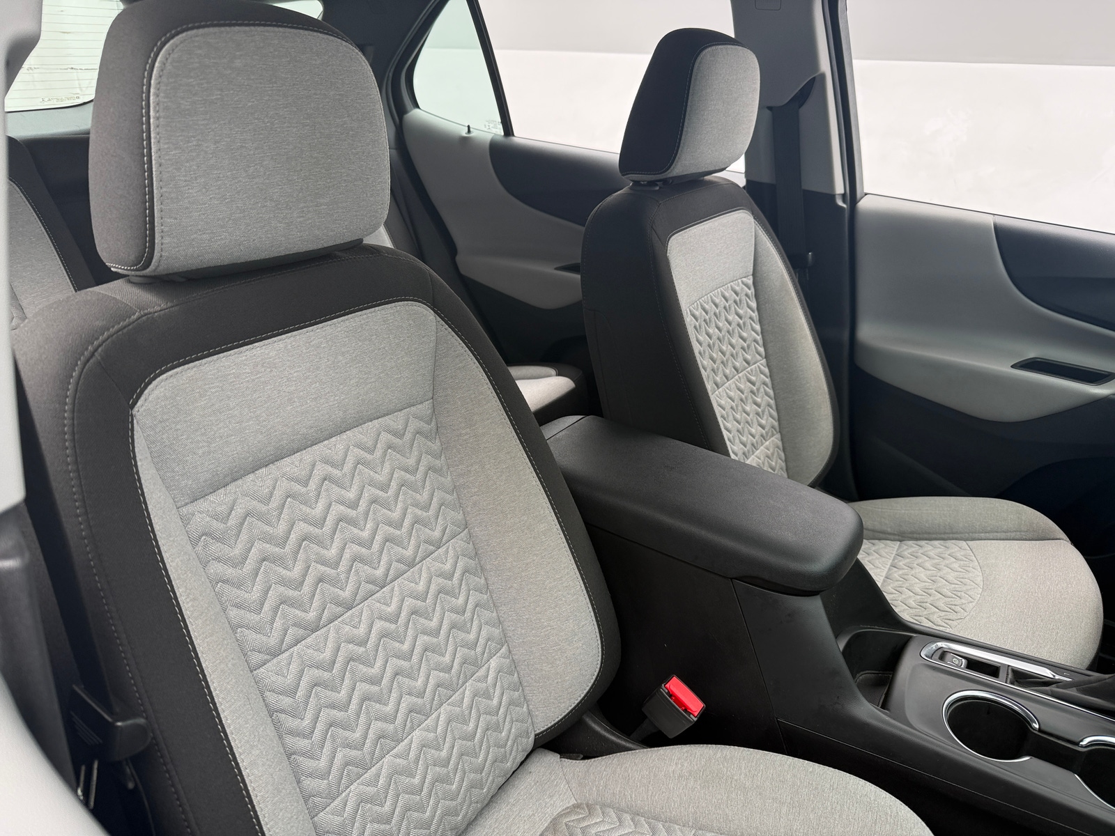 Thumbnail: 2023 Chevrolet Equinox - 2