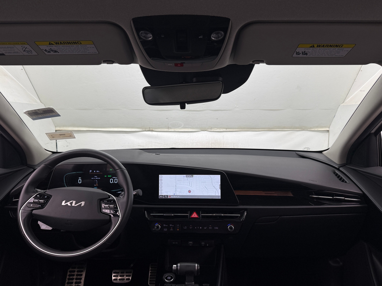 Thumbnail: 2023 Kia Niro - 3