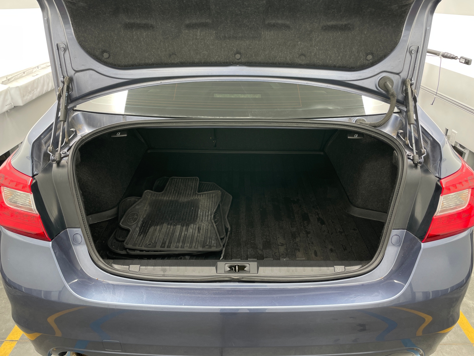 Thumbnail: 2016 Subaru Legacy - 7
