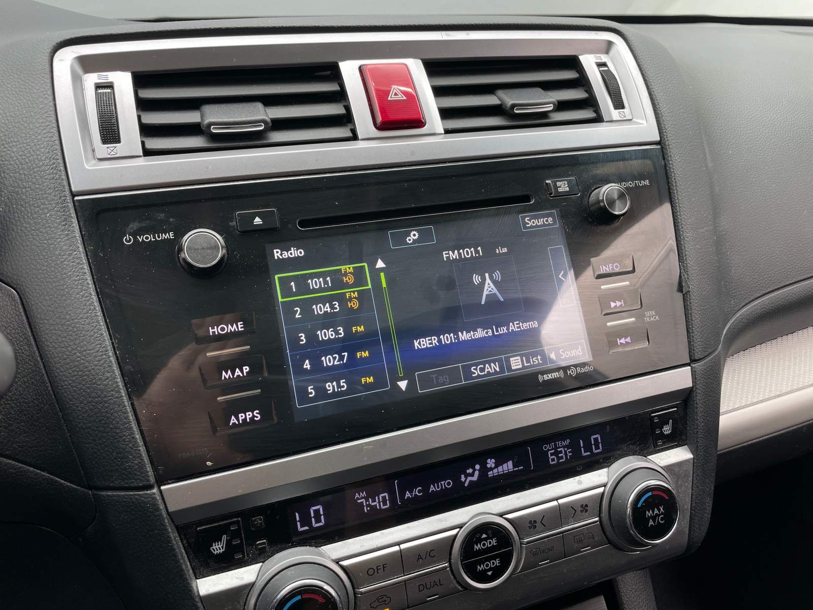 Thumbnail: 2016 Subaru Legacy - 4
