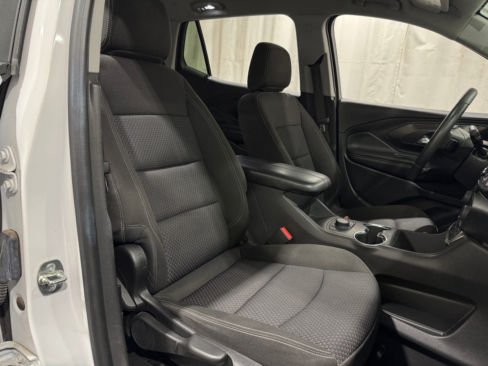 Thumbnail: 2024 GMC Terrain - 2