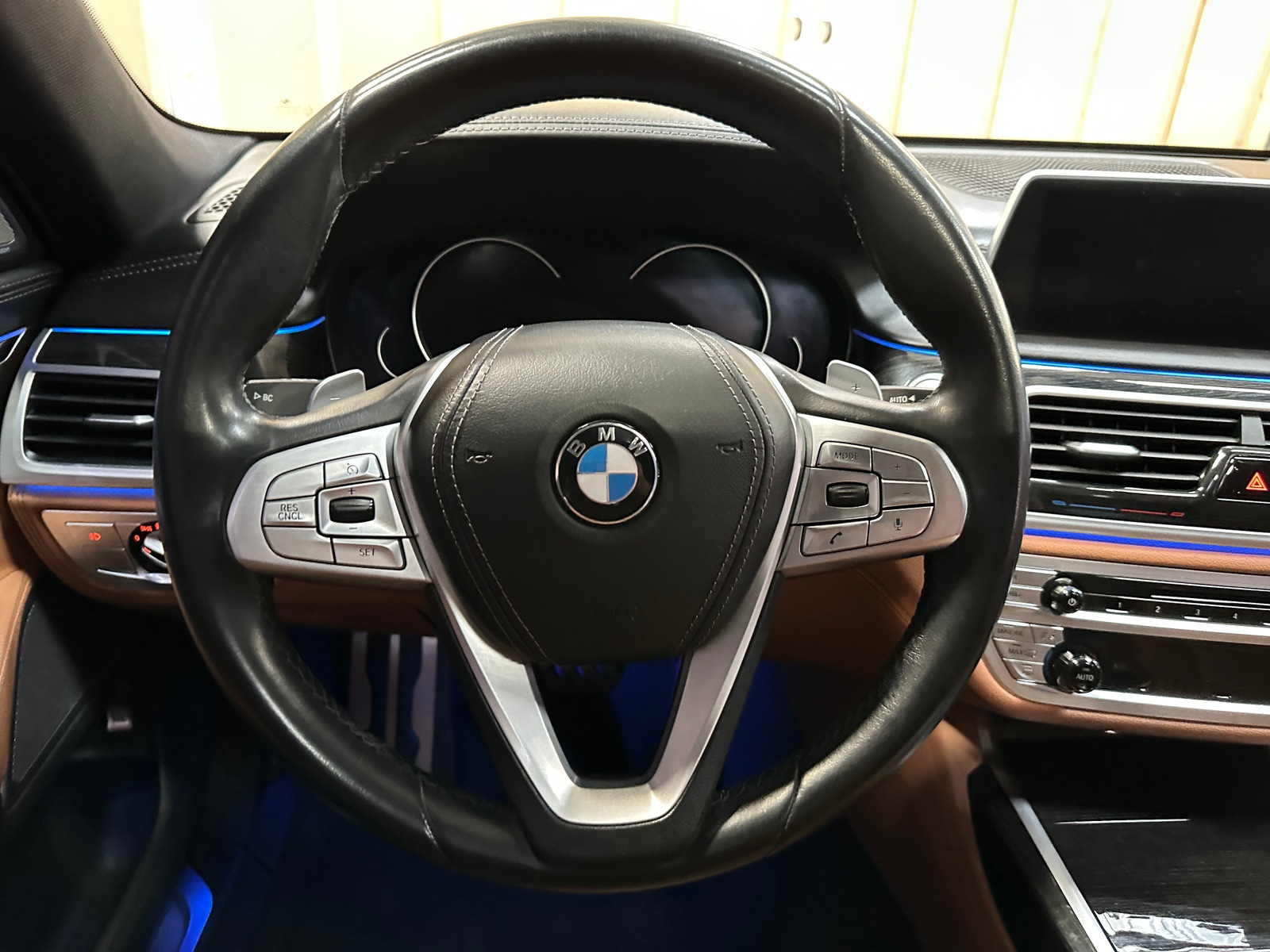 Thumbnail: 2016 BMW 7 Series - 4