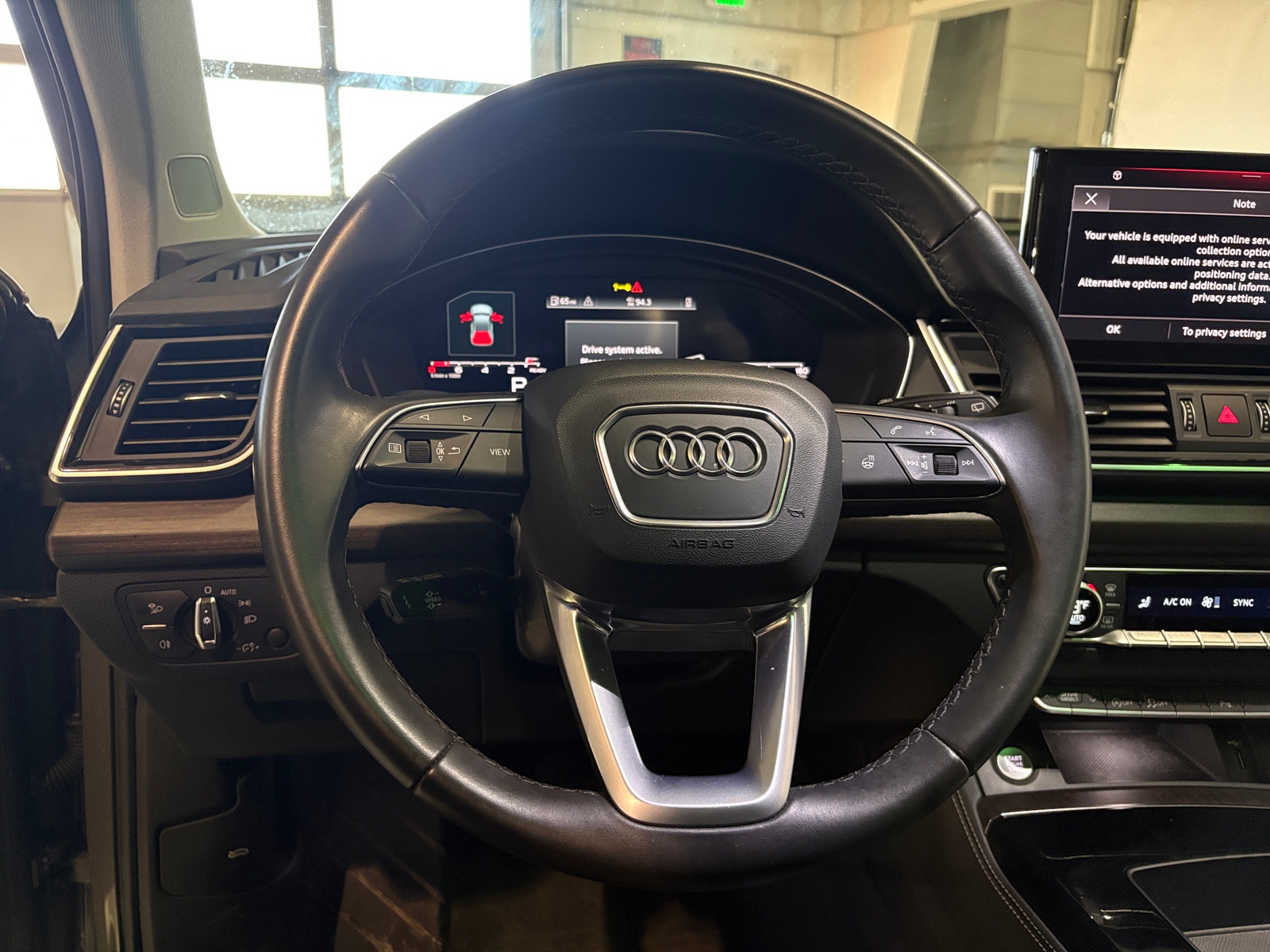 Thumbnail: 2023 Audi Q5 - 4