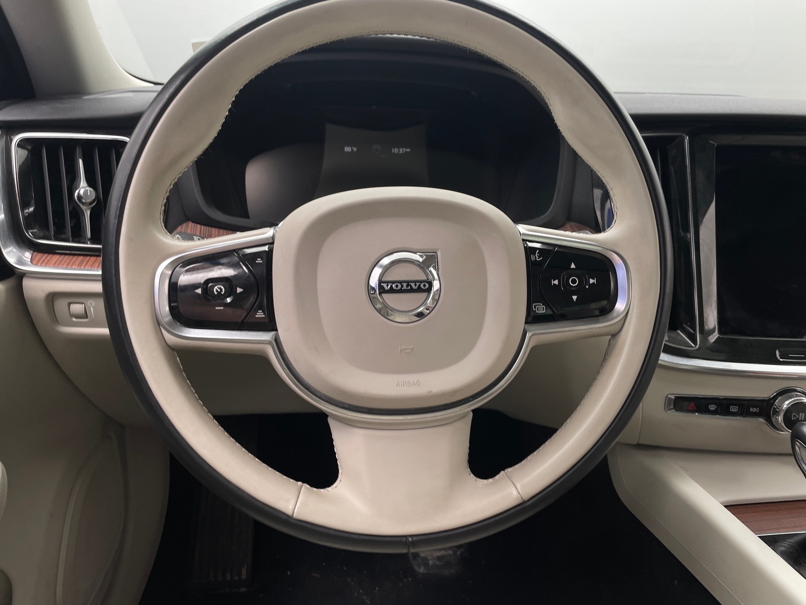 Thumbnail: 2021 Volvo S60 - 4