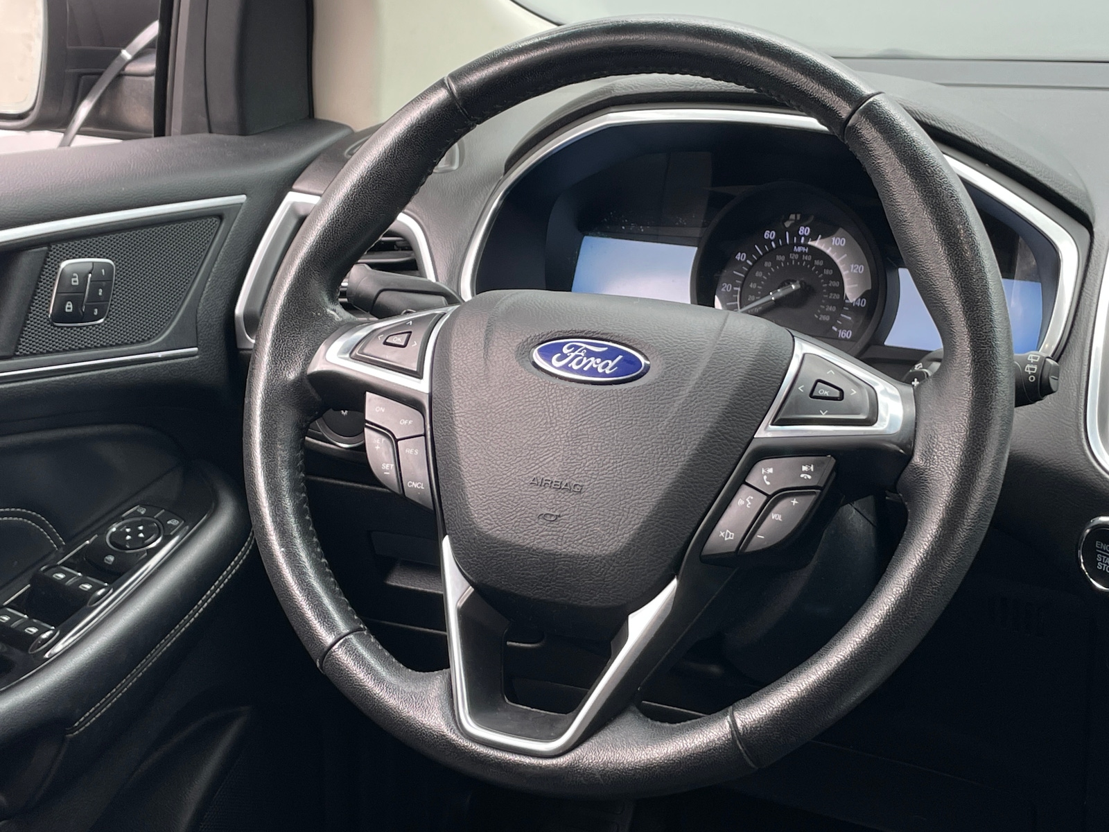 Thumbnail: 2017 Ford Edge - 4