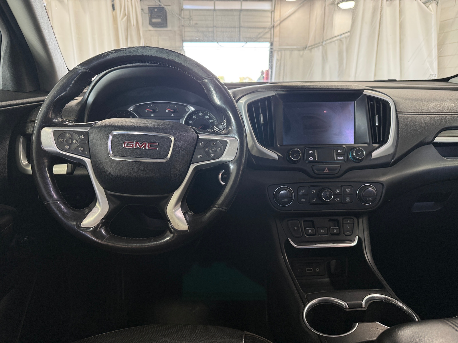 Thumbnail: 2020 GMC Terrain - 2