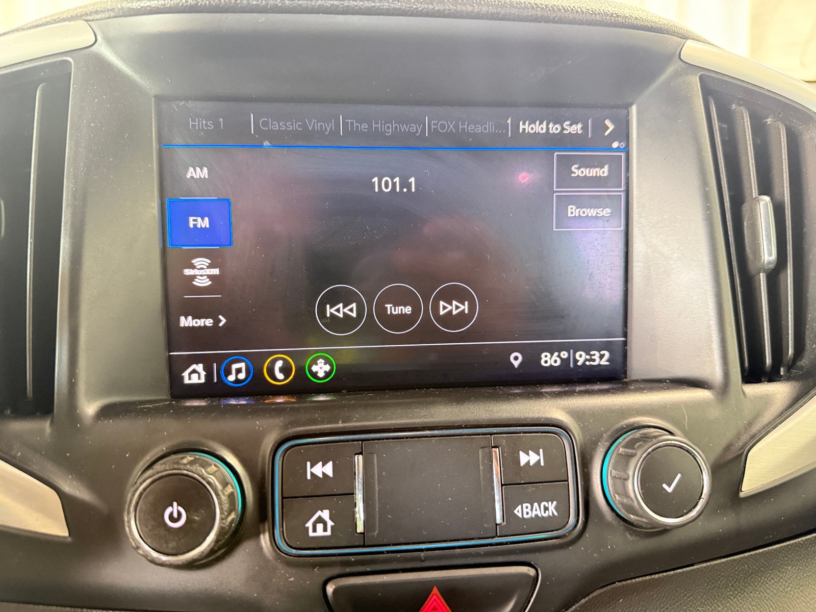 Thumbnail: 2020 GMC Terrain - 3
