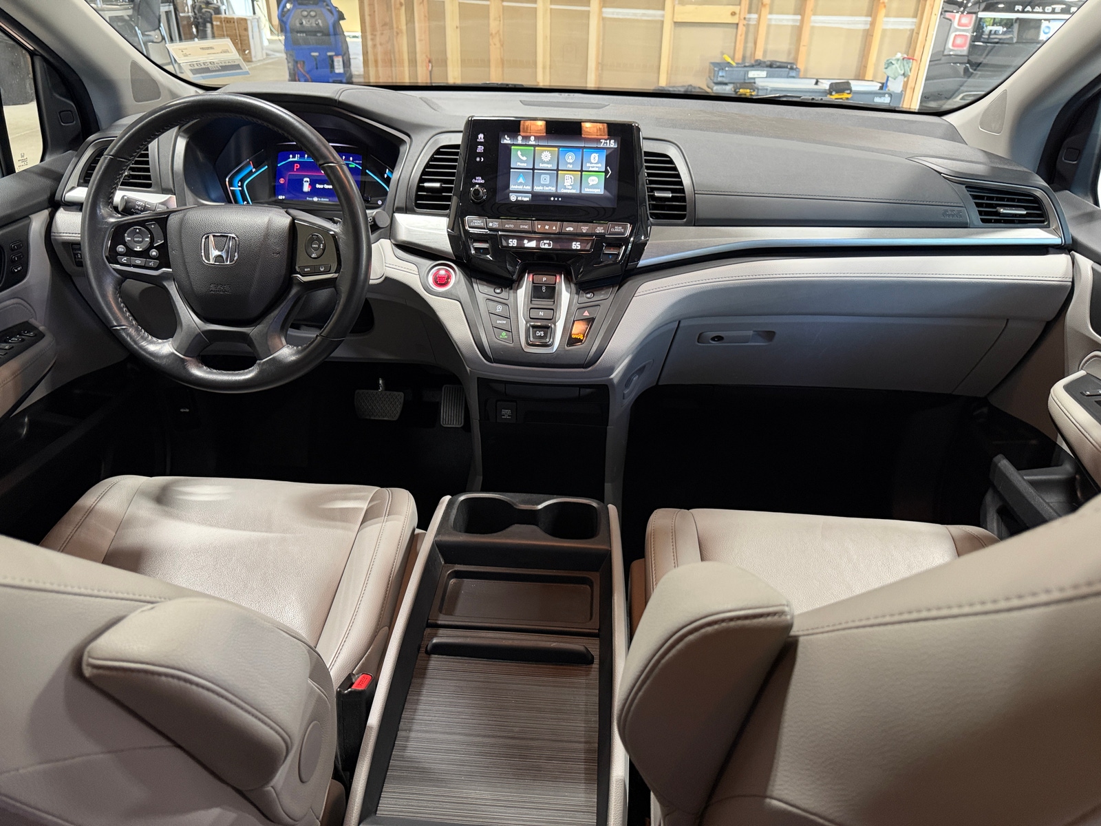Thumbnail: 2020 Honda Odyssey - 2