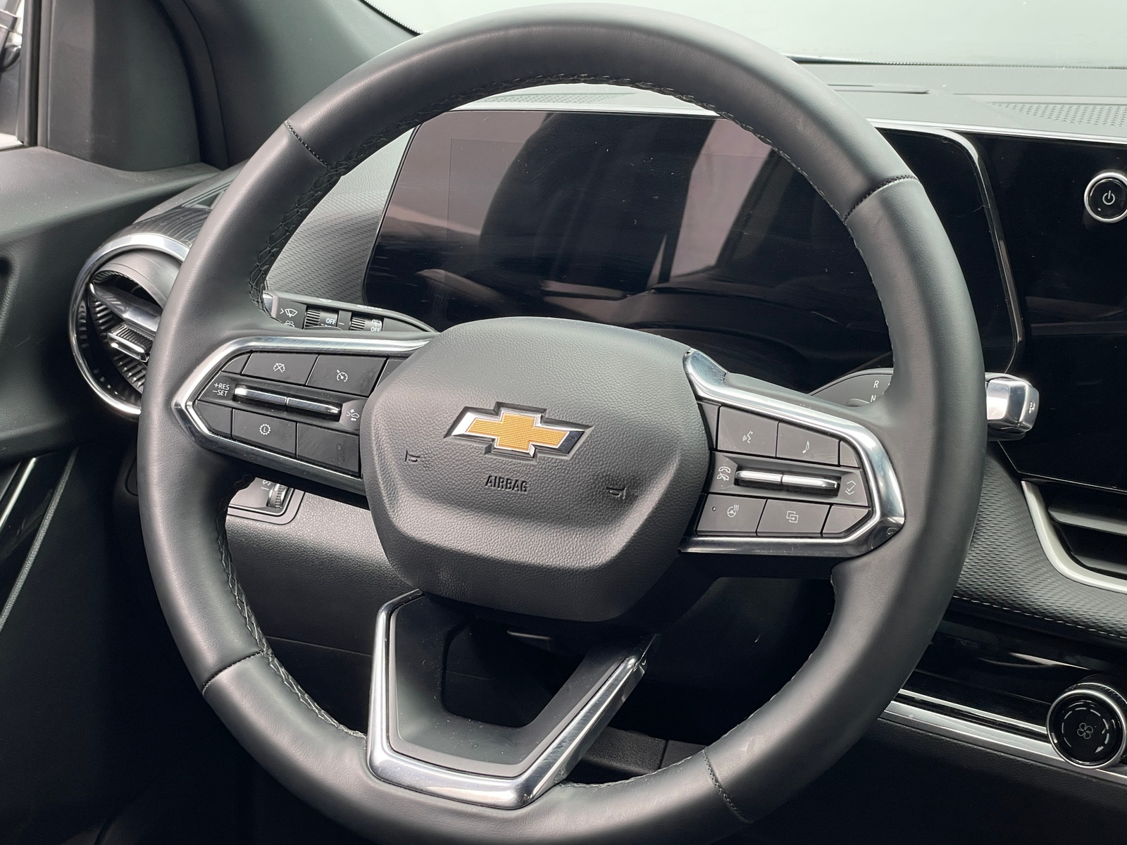 Thumbnail: 2025 Chevrolet Equinox - 5
