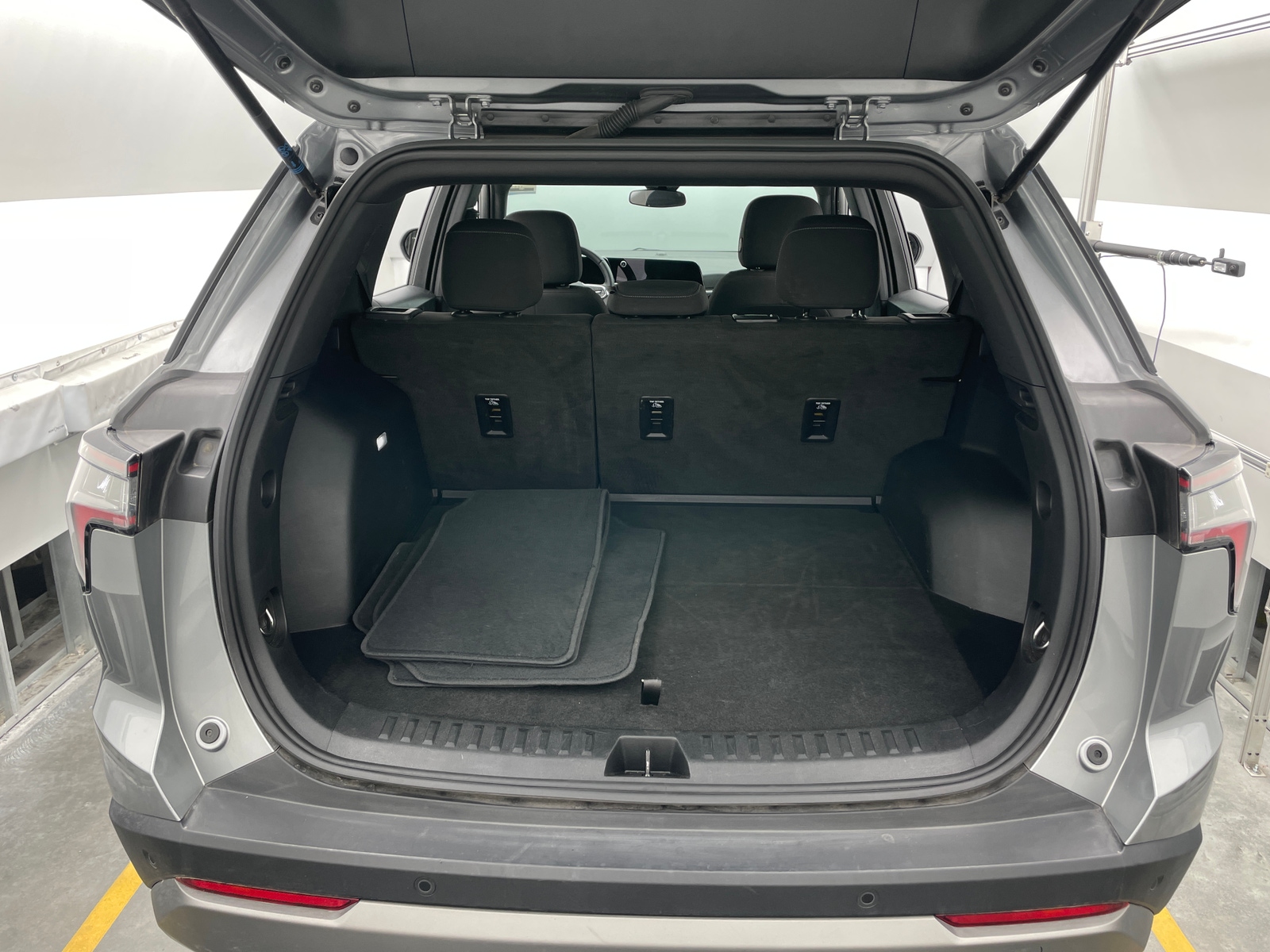 Thumbnail: 2025 Chevrolet Equinox - 7