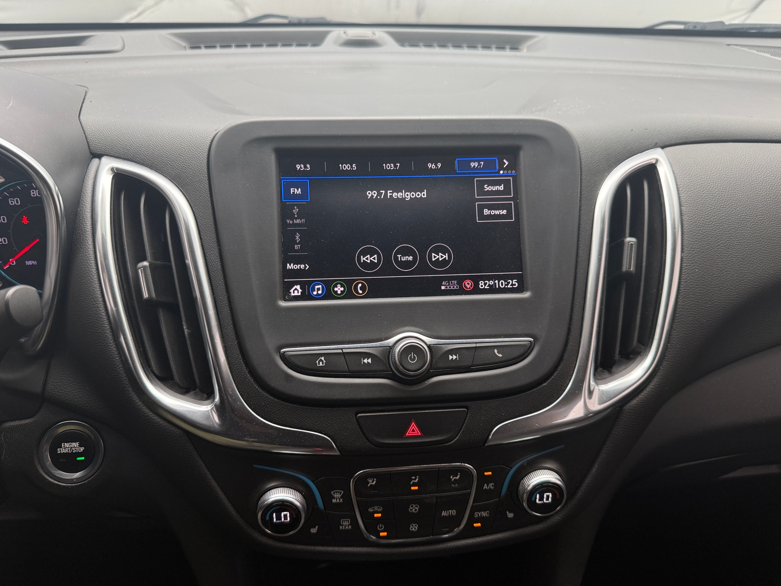 Thumbnail: 2021 Chevrolet Equinox - 4