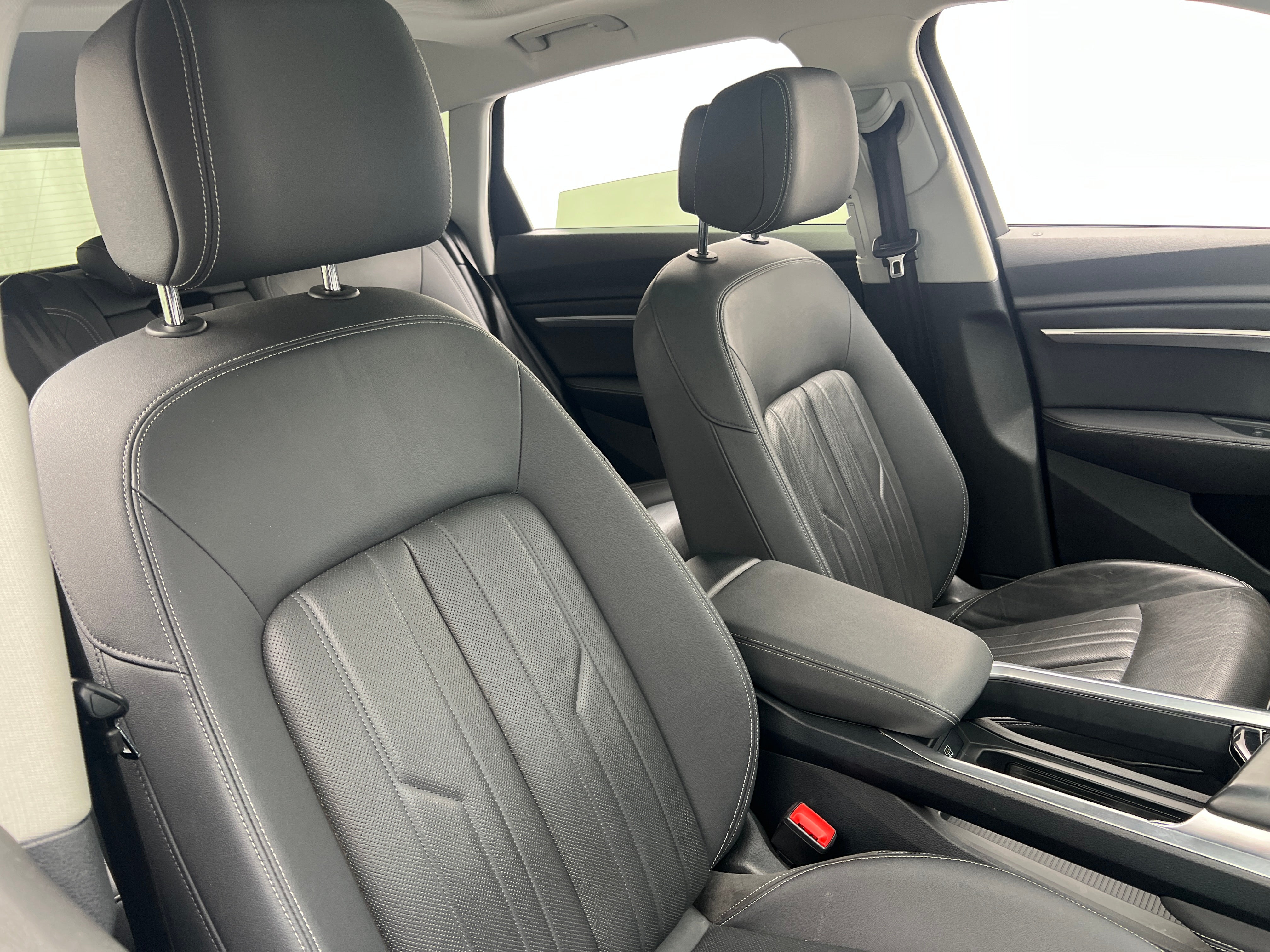 Used 2021 Audi e-tron Premium Plus with VIN WA1LAAGE2MB001513 for sale in Oak Creek, WI