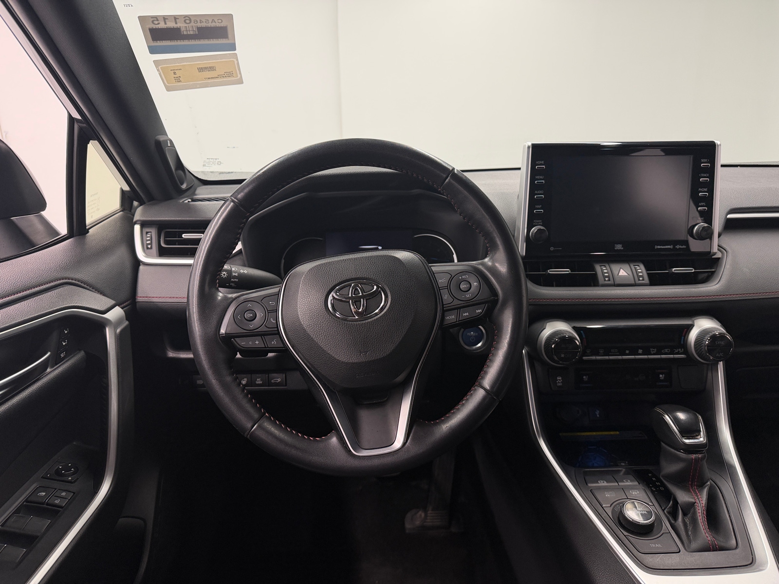 Thumbnail: 2021 Toyota RAV4 - 4